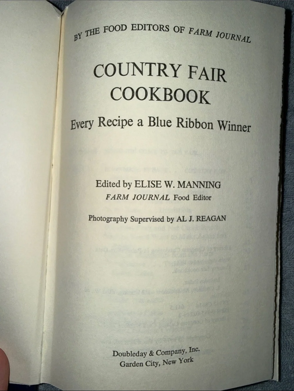 Country Fair Cookbook - Recipes and Menus for Fifty - The Complete Everyday Cook